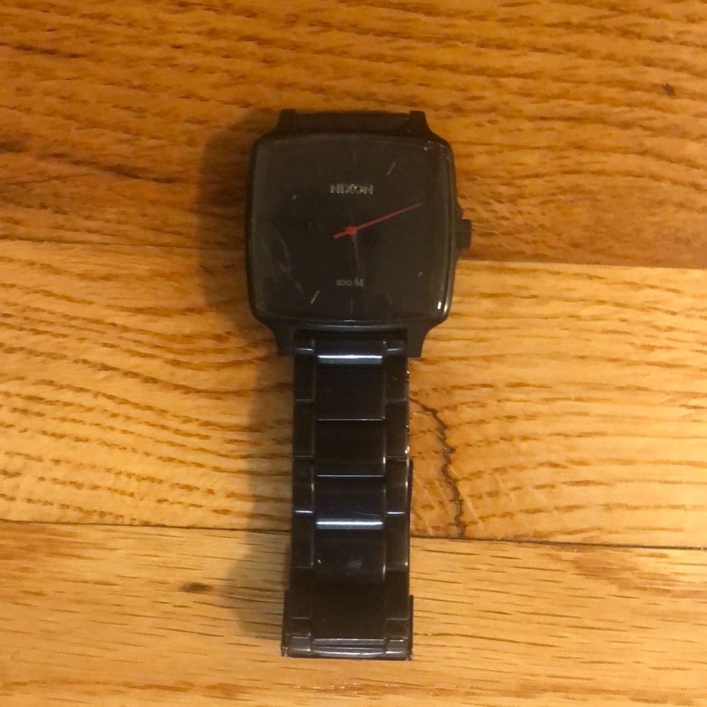 Nixon Watch